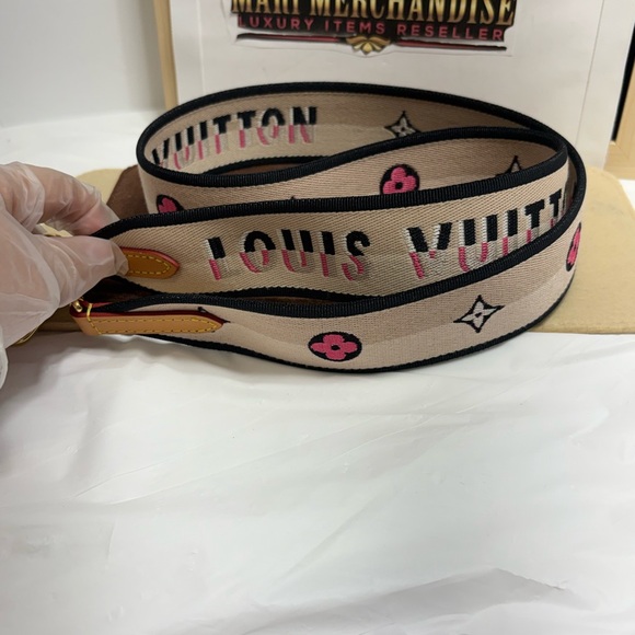 Louis Vuitton Beige and Pink Bag Strap - Picture 14 of 16